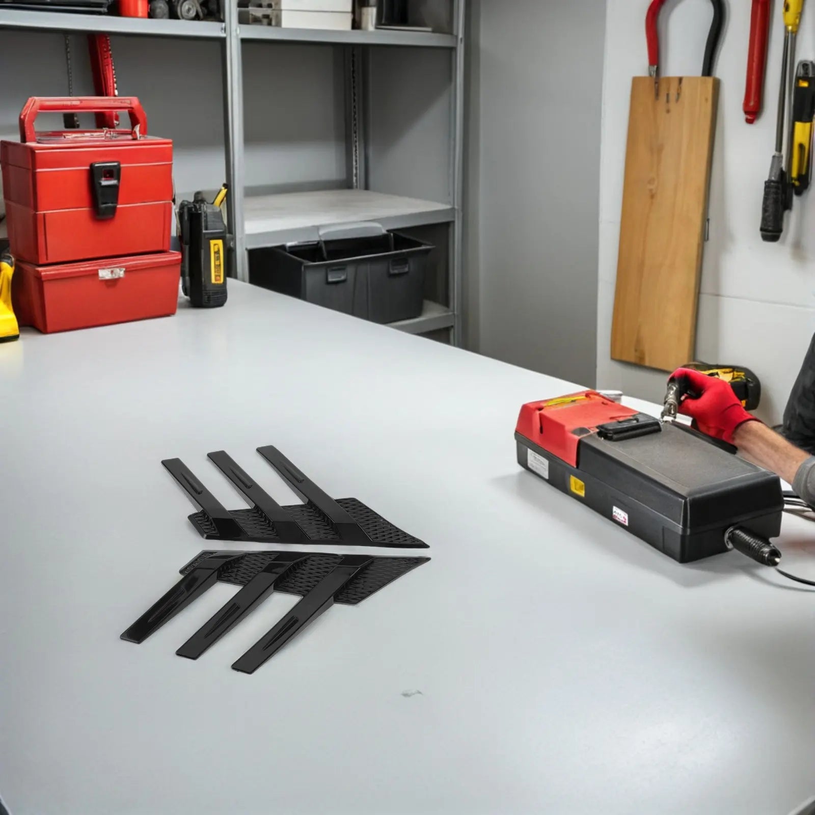 1 Pair Car Rear Window Side Spoiler Universal Rear Window Side Decoration Splitter Improves Driving Stability Aerodynamic